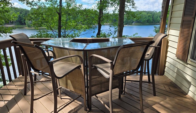 Chandler Lake Retreat - Charming 3-bedroom house in marvelous Traverse City