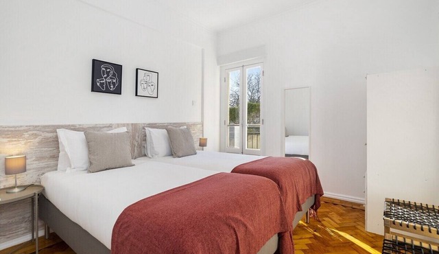Charming 2-Bedroom Flat Near Lisbon & Belém