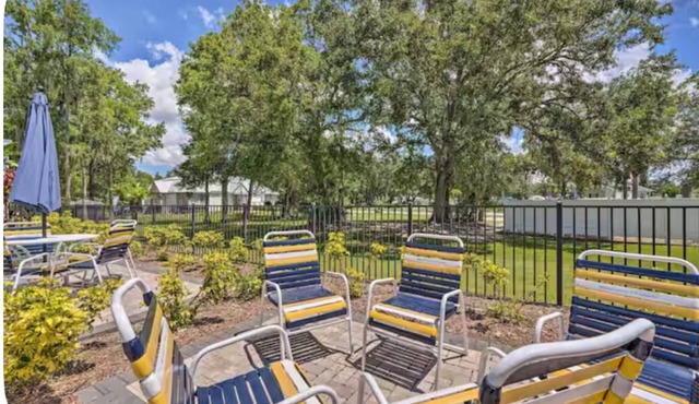 Comfortable cabin very close to Disney and tourism (pets welcome)