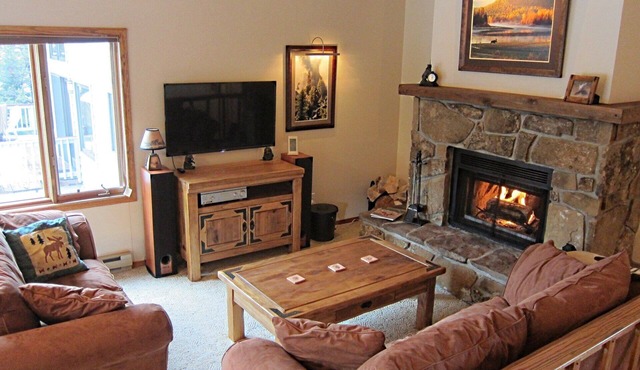 Comfortable Hidden Village 2 Bedroom Condo-Family Friendly-Free WiFi