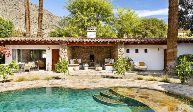 Downtown Palm Springs Estate