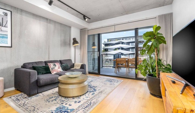 Exclusive Braddon 2BR APT near Civic