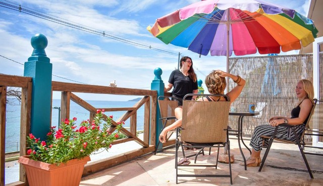 Flamboyan Guest House