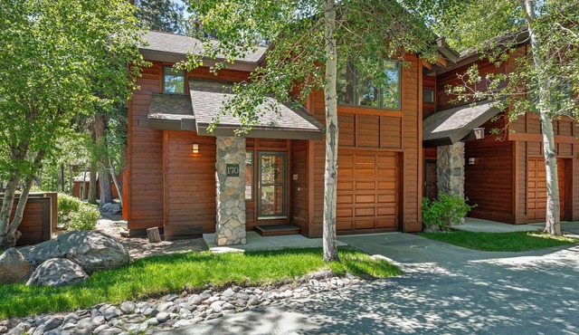 Gorgeous, Great Get-Away - Superb location, clean, relaxing! Many amenities.