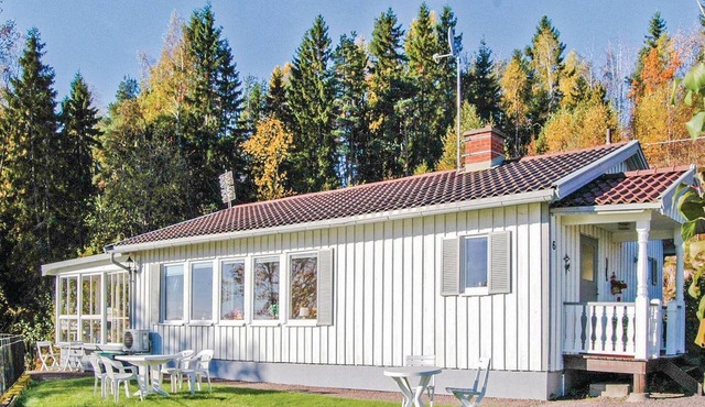 Gorgeous home in Kil with sauna