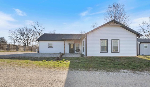 | Hackberry Hideaway | 2B 2B | Osage Beach |