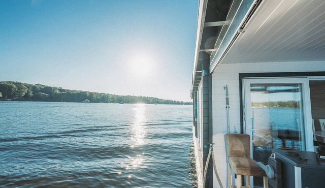 Hausboot Havelbiber Führerscheinfrei bis zu 6 Personen