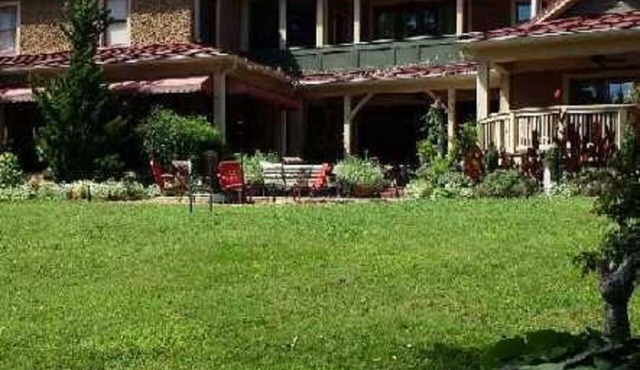 Hidden Treasure Near Downtown!