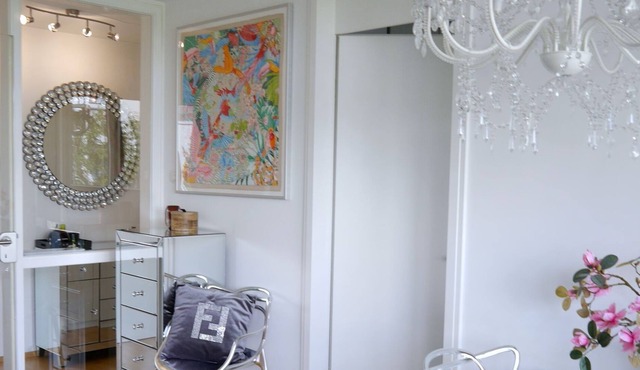High-quality CITY apartment in best location. Fall in love with Munich.