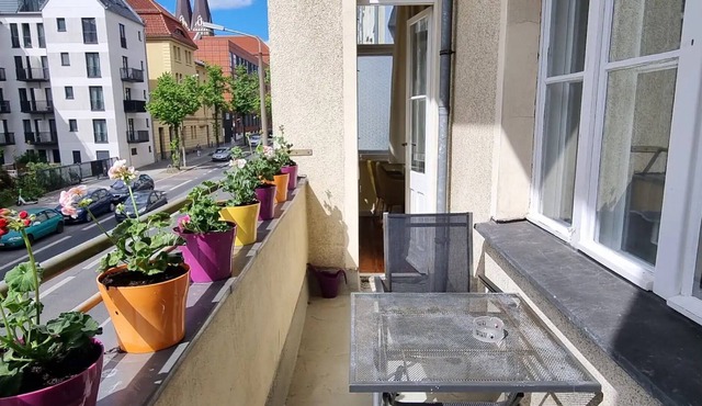 Holiday Apartment "Balkon Flat In Berlin" with Balcony & Wi-Fi