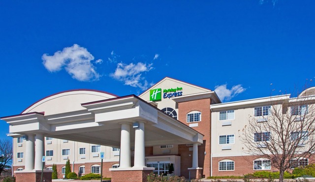 Holiday Inn Express Hotel & Suites Charlotte by IHG