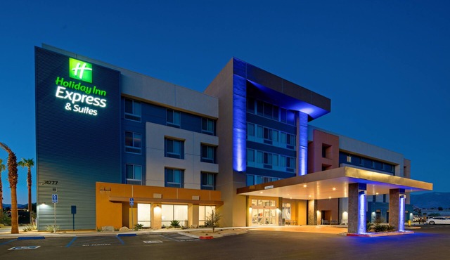 Holiday Inn Express & Suites Palm Desert - Millennium by IHG