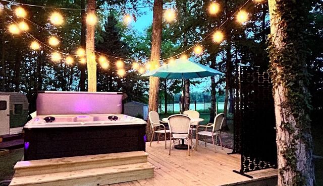 HOT TUB, Sleeping Bear Dunes, M-22, Leelanau Wine Trail, Lake Michigan, TC