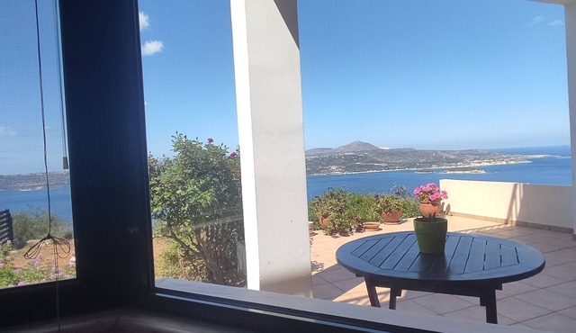 Immaculate 3-Bed House in Chania