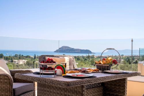 Liberty & Freedom Luxury Villa-heated pool