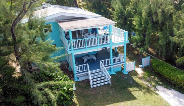 LORRAINE UNIT A-Beautiful 3 Bedroom Beach Apartment in Cattlewash St. Joseph