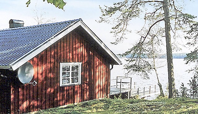 Lovely home in Köpmannebro with sauna
