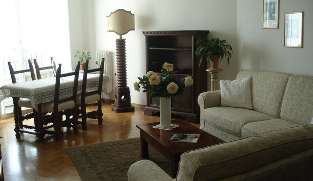 LOVELY, LARGE, AFFORDABLE APT WITH MAJESTIC VIEW-PONTE VECCHIO