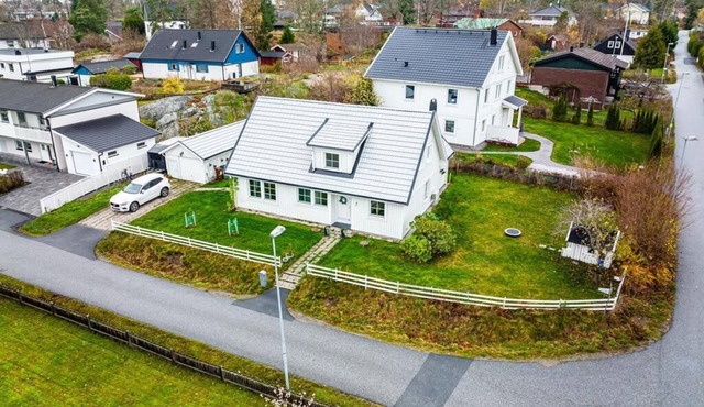 Lovely villa close to the beach