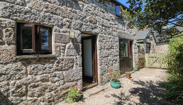 LOWER RISSICK COTTAGE in Penzance