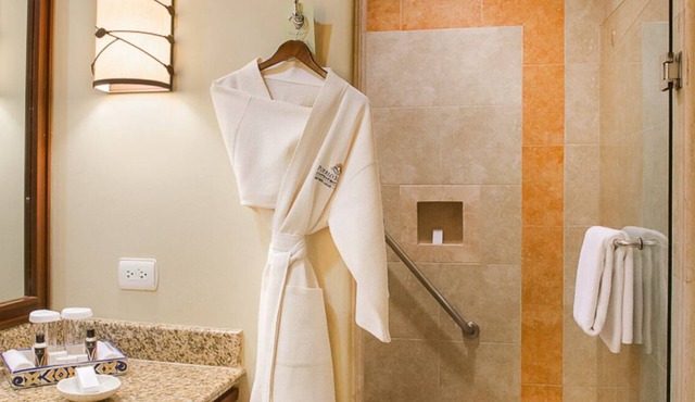 Luxurious Ocean View Suite
