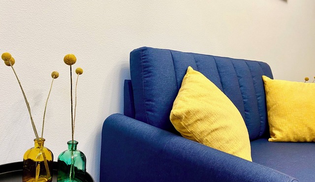 Luxury Downtown Studio Gem: Parking, Rooftop Views, Steps to Seattle's Best