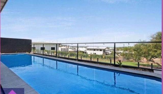 Luxury & Location - Sea Views with Modern Class!