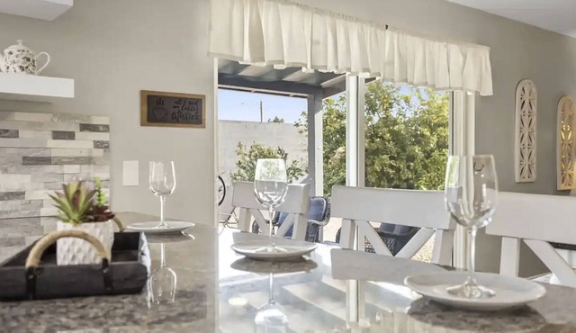 Luxury retreat with heated pool! Close to everything!