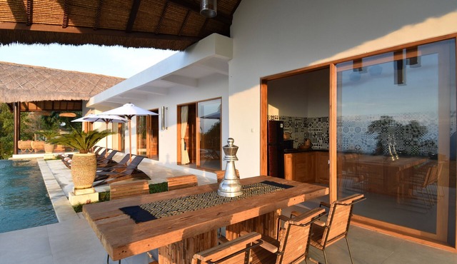 Luxury villa with private pool and amazing sea views