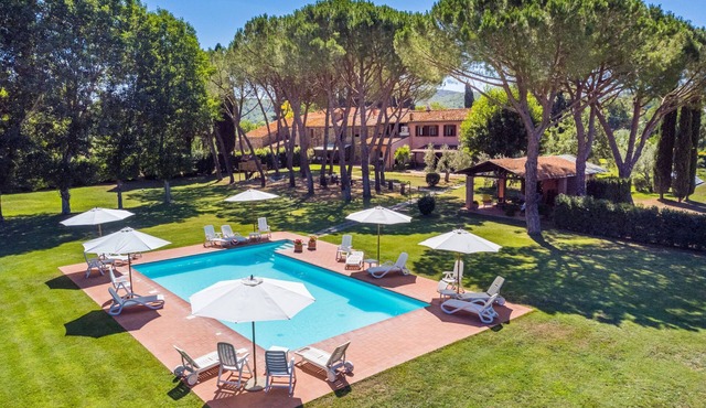 Marrone by Interhome
