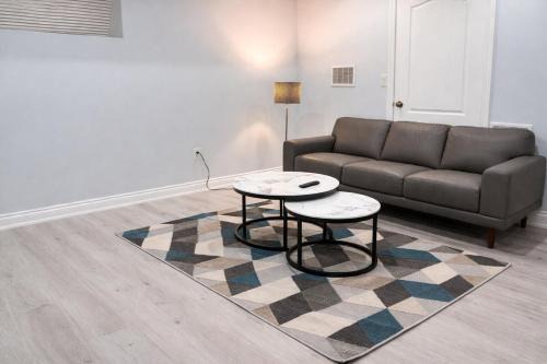 Modern 2BR Basement Suite Private Entrance