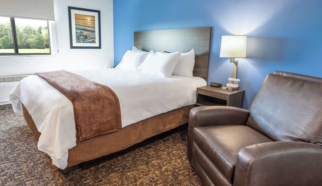 Modern 4-Unit Stay Near Interstate – Explore St. Joseph’s Top Attractions