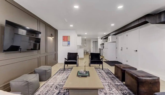 Modern Contemporary 2BR Basement Suite