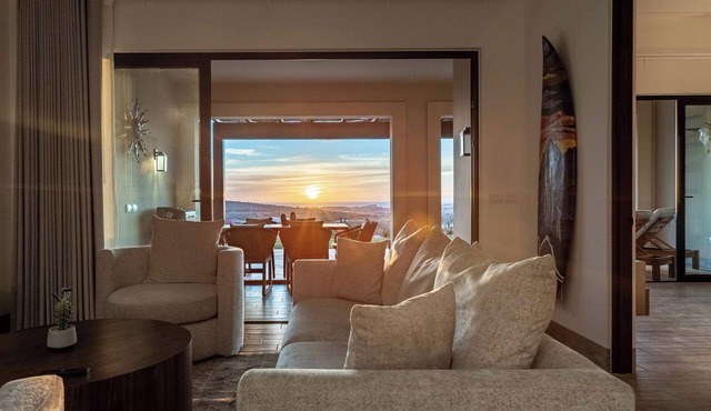 Modern luxury & unforgettable sunsets at Mavila - huge patio w pool