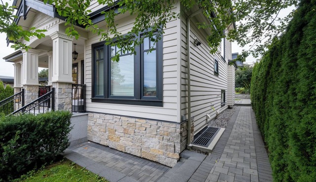 Modern New 2BR Laneway House in Kerrisdale