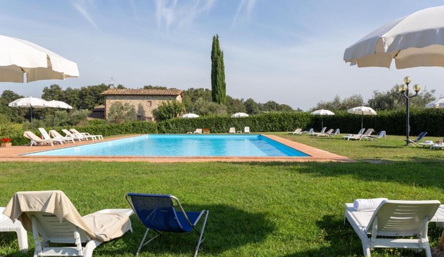 Montignana Apartments