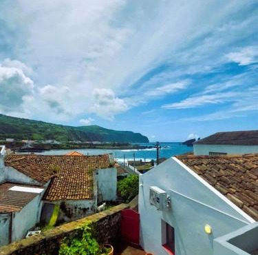 Mosteiros Bay House - Sea View