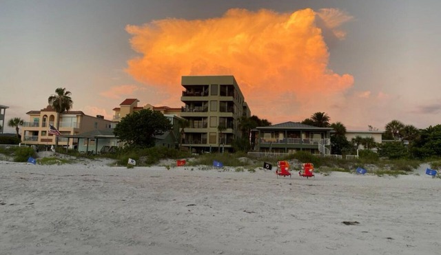 New Listing Beautiful Views of the Beach & Intercoastal Waters! Top floor Unit!