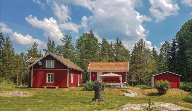 Nice home in Bengtsfors with 4 Bedrooms and WiFi