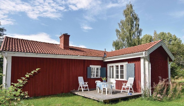 Nice home in Säffle with sauna