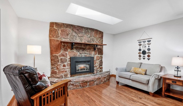 Oakmont Retreat | 4BR | Spend Spring in Flagstaff!