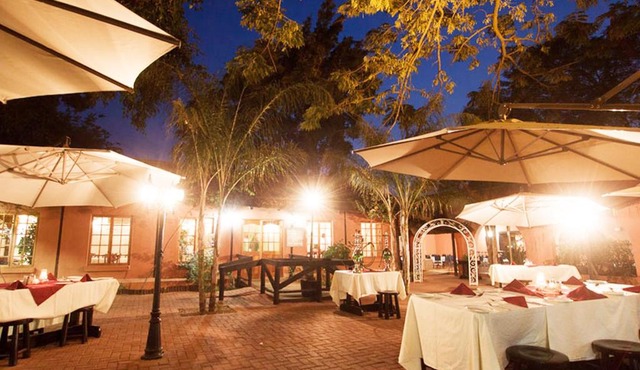Oasis Hotel