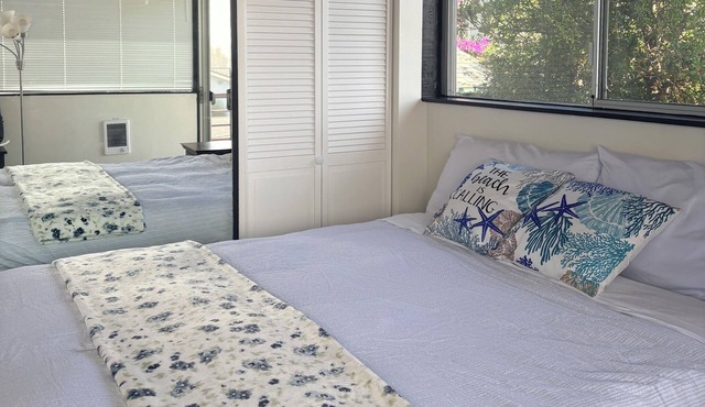 Ocean View Penthouse Studio in Laguna Beach