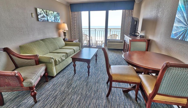Oceanfront 1 Bedroom Suite Sleeps 6 Holiday Pavilion Condominium Tower 712
