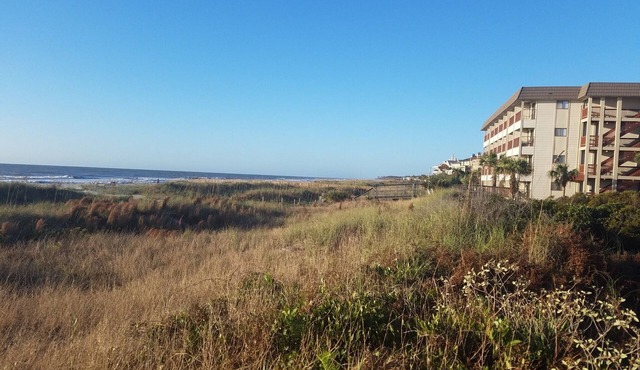 Oceanside 2B/2B Gorgeous Admirals Row