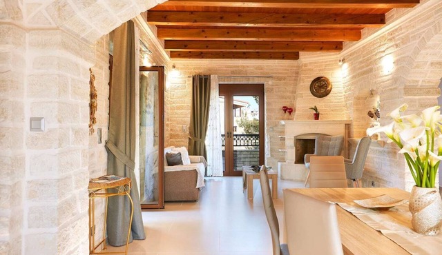 Peacefull Stone-Built Villa