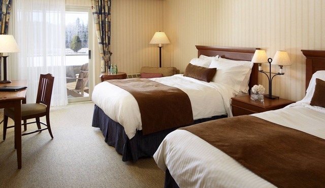 Pinestone Resort & Conference Centre