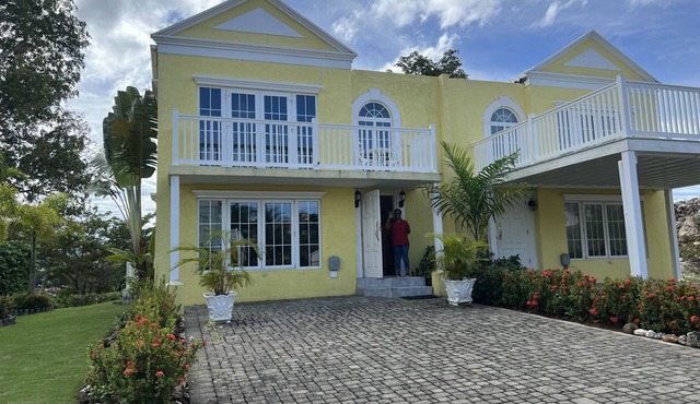 Private Luxury Beachfront/Oceanfront Townhome in Beautiful Negril, Jamaica