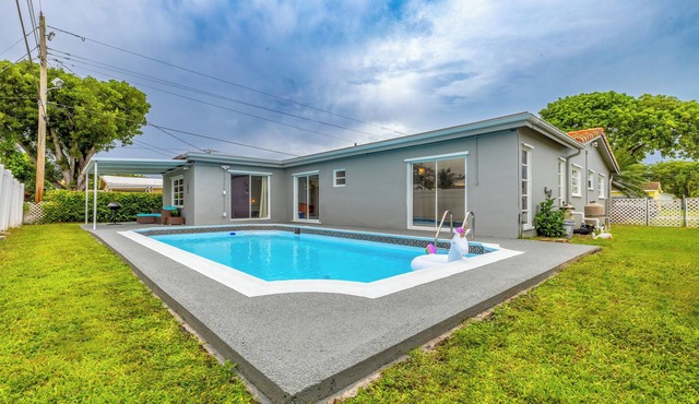 Private Pool, Patio & BBQ Near Beaches & Casino