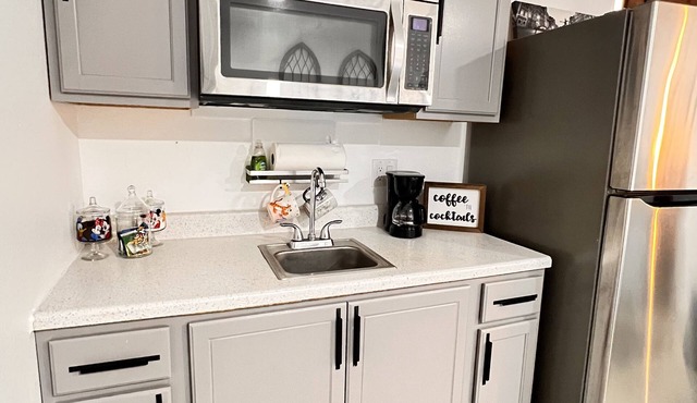 Private Tiny House Self Check-In AC And WiFi 30 mi To Disney Close To Lake Nona